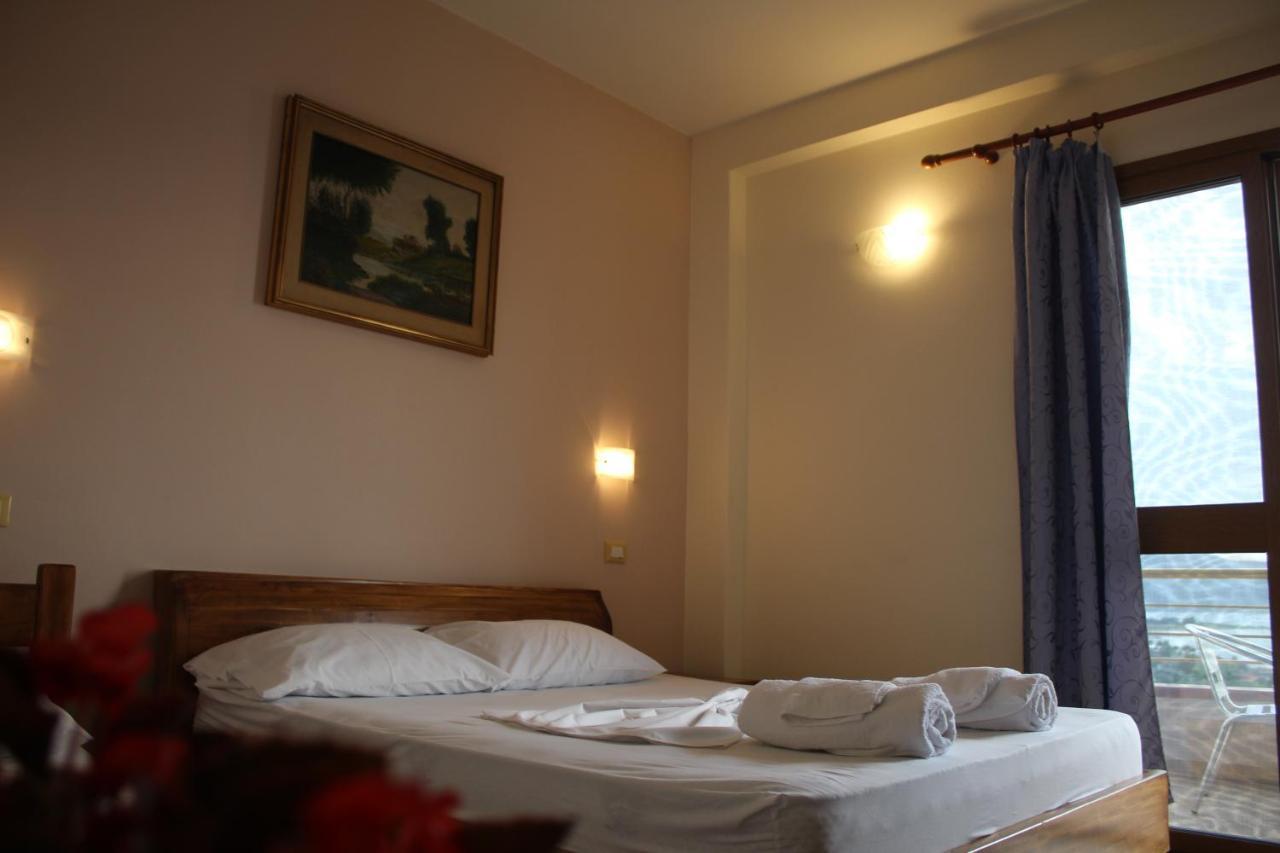 Hotel Princess Jerolda Orikumi Exteriér fotografie